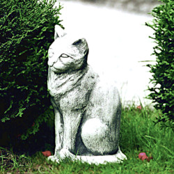 Скульптура Кошка сидит